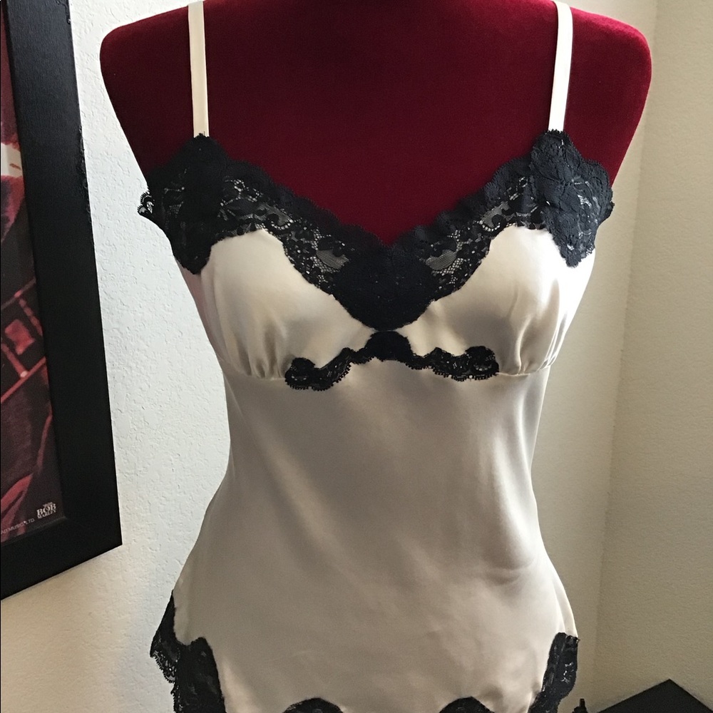 Express - Picture 2 of 3